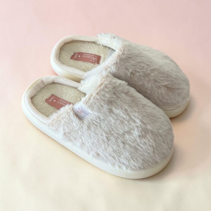 1 PANTUFLAS DE PELUCHE